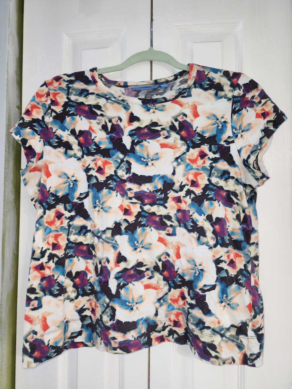 Simply Vera Vera Wang Multicolor Floral Short Sleeve Tee